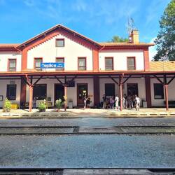 Bahnhof Teplice nad Metuji