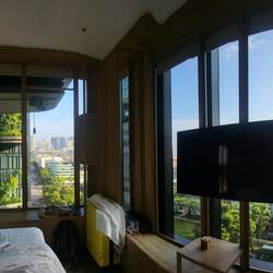 Wenn man umgeben von so viel Grün und mit diesem Ausblick aufwacht, kann der Tag nur gut werden 😍