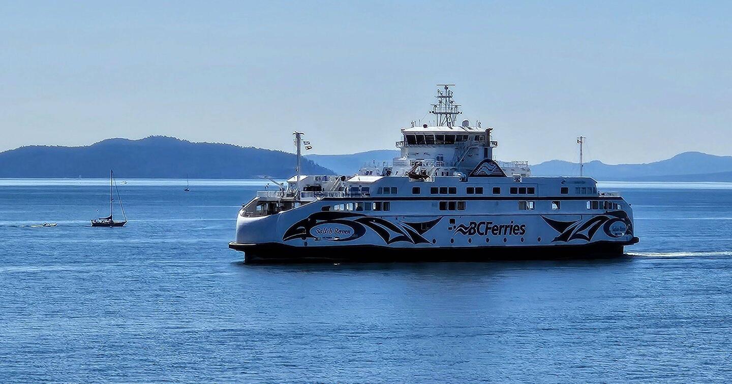 Crossing paths with another ferry