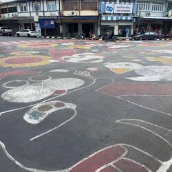 Traffic intersection near Prang Khaek.