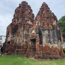 Prang Khaek.
