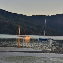 Momorangi Sunrise