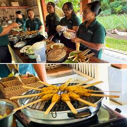 Saté-Spiesse von uns selbst gemacht, die Frauen bessern diese noch aus.