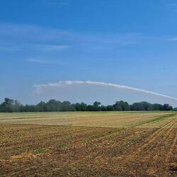 De gigantische sproeier die ons een koude douche zou geven.