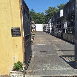 The municipal cemetery!!! Apartment-style