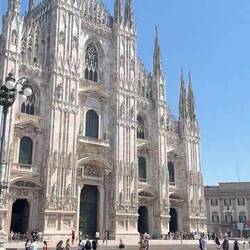 Video of the cathedral and nearby Galleria Vittorio Emanuele