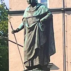 Balduin von Luxembourg, 1285-1354, Erzbischof von Trier, der ist uns schon auf Burg Eltz begegnet :)