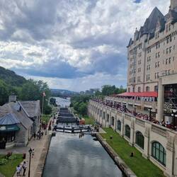 The Ottowa canal and the crowds