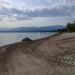 Der einzige natürliche Sanstrand am Genfersee