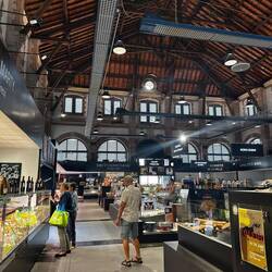 Surprised indoor market still open as outdoor market finished at 12.30