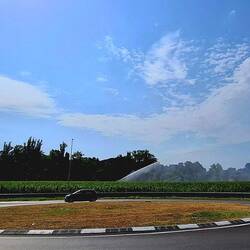 Zoeken naar vlakken en kleuren. Of hoe een rond punt niet altijd een beeld nodig heeft.