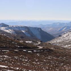 Der Sani-Pass windet sich schließlich...