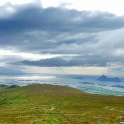 Wechselnde Lichtverhältnisse über dem Atlantk