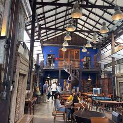 Hong Sieng Kong at Talat Noi.