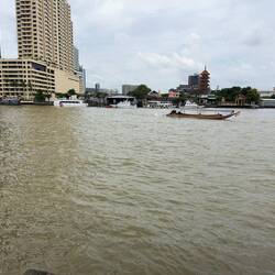 Our view of the Chao Phraya River from Hong Sieng Kong at Talat Noi.