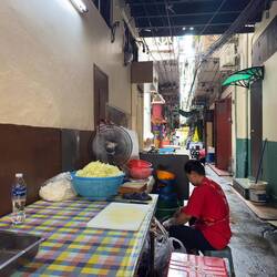 The back alley at Lee Jae Vegan.