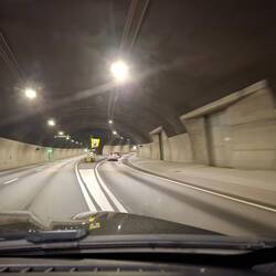 Im Tunnel,ein Abzweig in anderen Tunnel👍