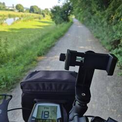 Auf geht's! Etwas Radfahren geht auch bei Hitze.🚴‍♀️🌞😅
