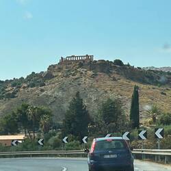 Erster Blick auf die Tempel bei Agrigent