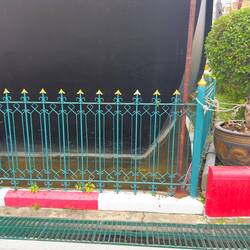 The Wat Yannawa boat is actually set in water.
