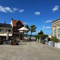 Middlefart: ein Städtchen mitten in der Schleife des kleinen Belts von Wasser umschlungen.