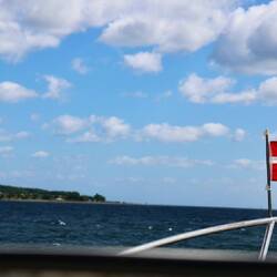 Hier weht noch die dänische Gastlandflagge.