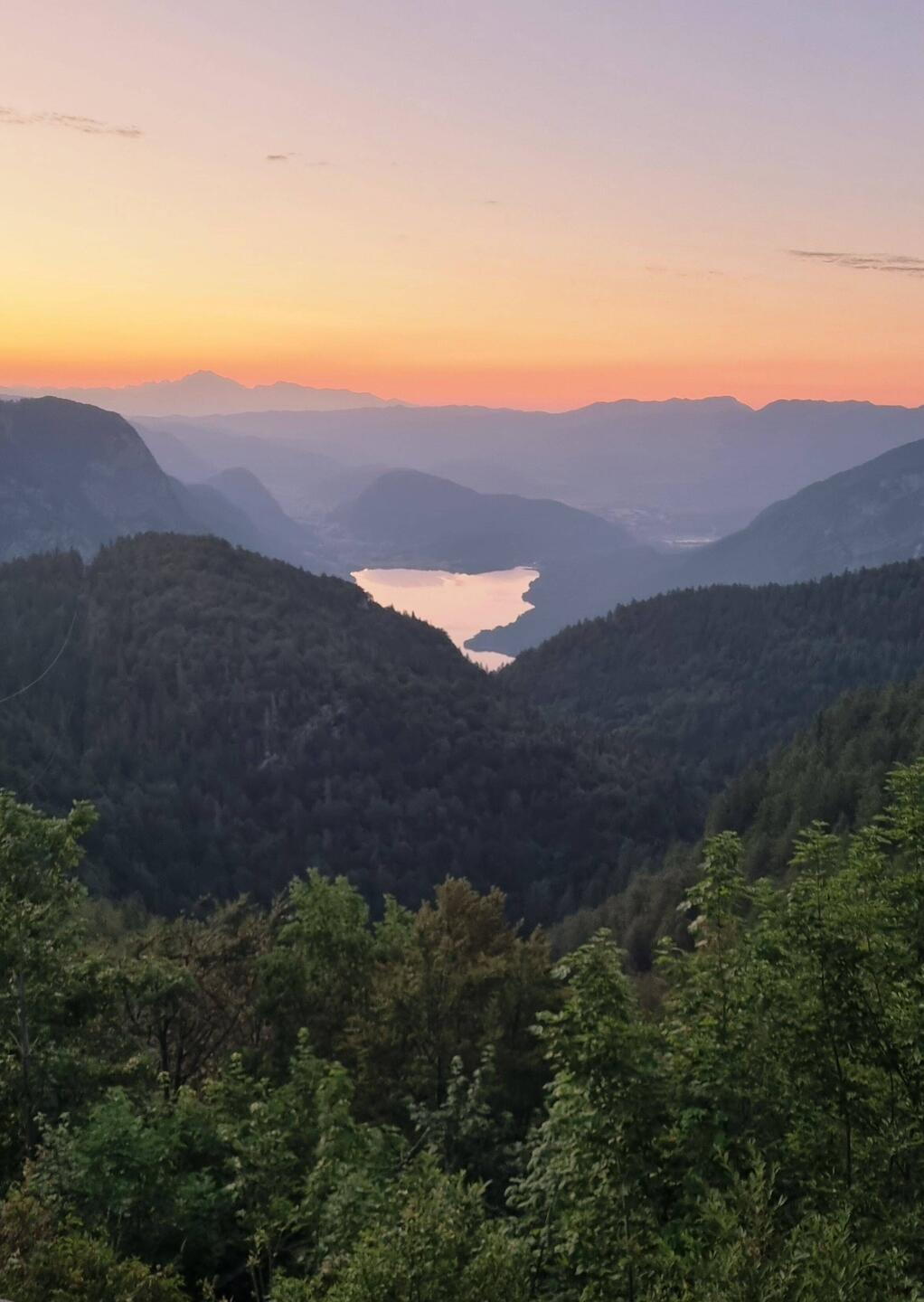 Morgenstimmung über dem Bohinjer See.