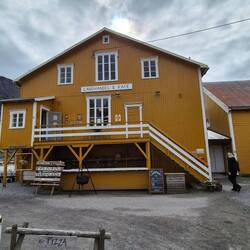 Es Restaurant wo au es Museum und Gift Shop isch