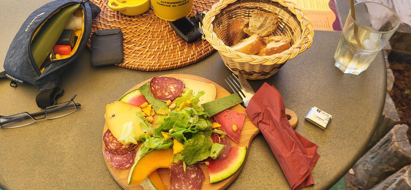 Mittag an der Strecke