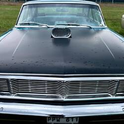 Das Loch in der Motorhaube für den “Scoop” quasi das Muscle-Shirt für Motoren.