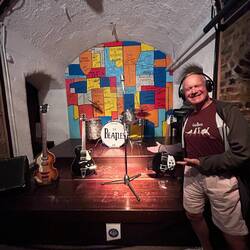 The STAGE of the CAVERN!