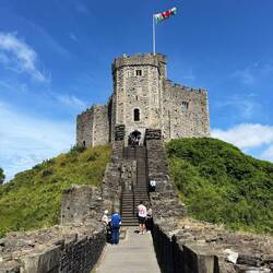 Heading to the castle keep