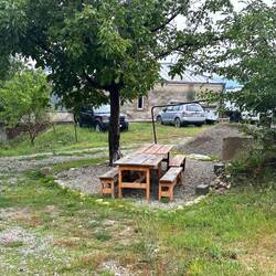 Im Overland Haven von Sara und Grand, Australia, die sich hier niedergelassen haben