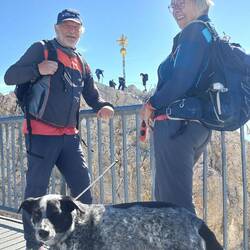 ....und erreichen knapp 4 Jahre später auf der Zugspitze unser Ziel!😁🙋‍♀️🙋‍♂️🐕