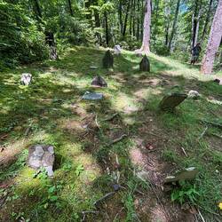 Old Job Ogle graveyard