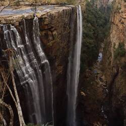 Läuft man einmal um die V-Spitze herum...