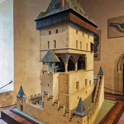 In der Mitte ist die Heilig-Kreuz-Kapelle enthalten, die wir später noch besuchen werden...