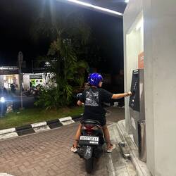 Geld abheben mal anders 🤣