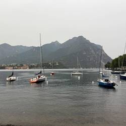 Rainy Lecco
