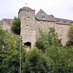 Monschau in Sicht mit seiner Burg