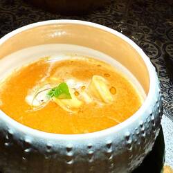 Hummer-Bisque mit Ravioli