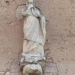 Porta Consolare in Piazza Kennedy, 2nd C BC, although the statue came from the nearby amphitheater
