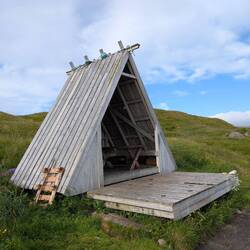 Hütte mit Cache