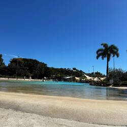 Der Pool am Meer (kostenlos übrigens🤭)