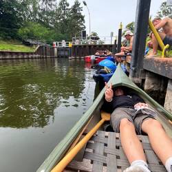 Warten auf die Schleuse