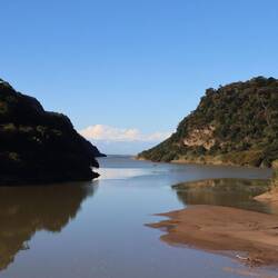 In Port St James wird es für einen Augenblick mal schöner...