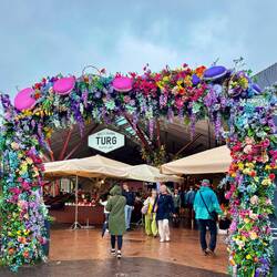 Eingang Markthalle +Kreativ-City