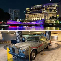 In der Tiefgarage des Hotels Fullerton gesichtet. Wer wohl schon alles damit chauffiert wurde?