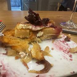 Last night's favorite tapa. Bread, tempura pineapple, brie, ham, sweet wine or jelly.