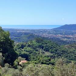 De zee oefent een enorme aantrekkingskracht op ons uit. Maar we hebben een andere missie.
